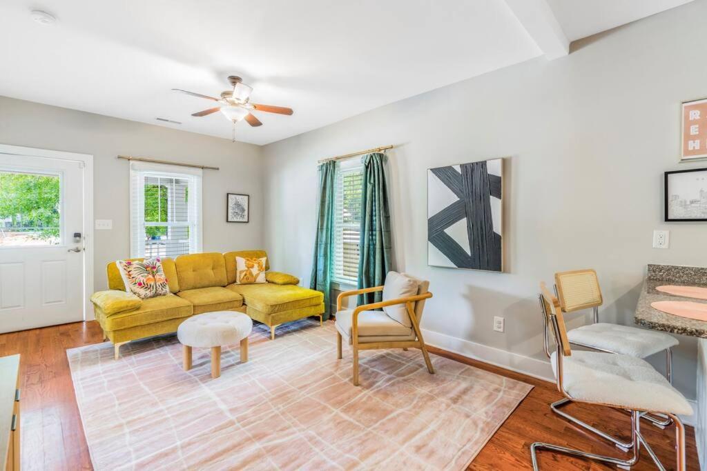 Bright + New - Fire Pit - Hammock - 3 Bd Villa Raleigh Exterior photo
